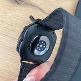 Часы Samsung SM-L705U с беспроводной зарядкой 3