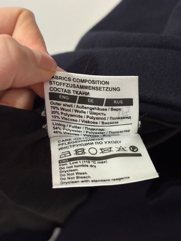 Пальто 70% шерсть размер 42 3