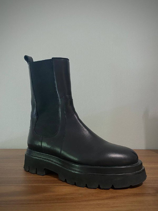 Высокие ботинки челси размер 39