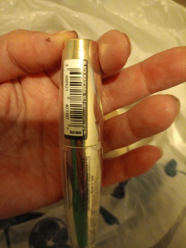 тональные средства, тушь Loreal 3