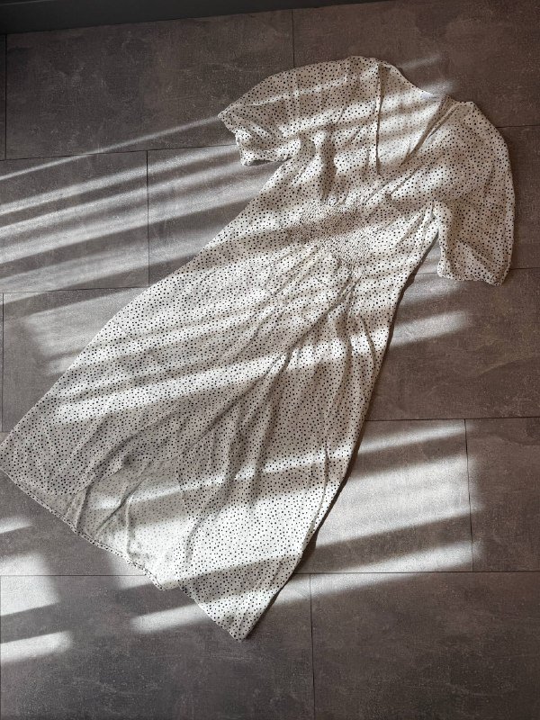 Платье в горошек Reserved, размер 36