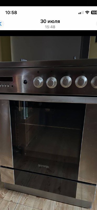 Газовая плита, холодильник, раскладное кресло, маленькое кресло, диван 5