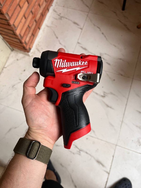 Шуруповёрт-импакт Milwaukee M12 FUEL 3453 GEN 3