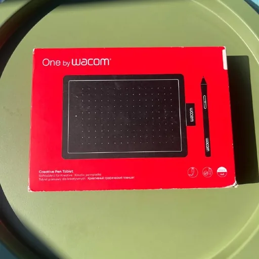 Графический планшет Wacom One by