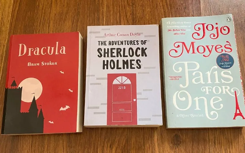Книги на английском, книга Мэттью Макконахи, K-pop альбом 1