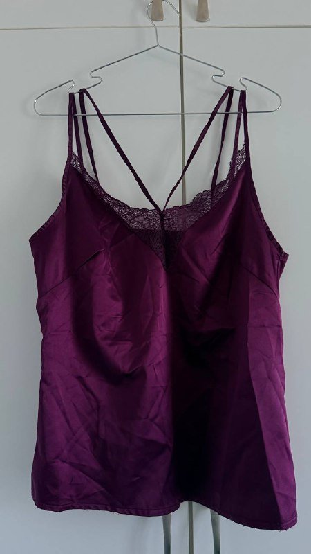 Платье из экокожи, платье на запах, платье-пиджак, блуза, свитшот, топ, джинсы, брюки 8