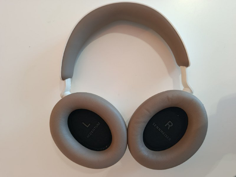 Беспроводные наушники Sennheiser Accentum 5