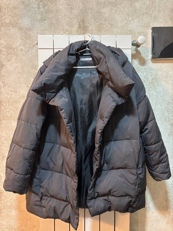 Пуховик женский Zarina Outwear чёрный 46 размер