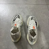 Кроссовки 2