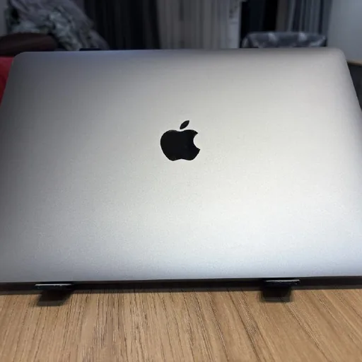 MacBook Air M1 16GB RAM 256GB SSD