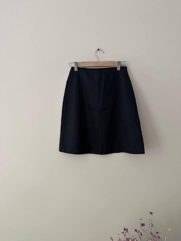 Рубашка Toteme, юбка A.P.C. 3