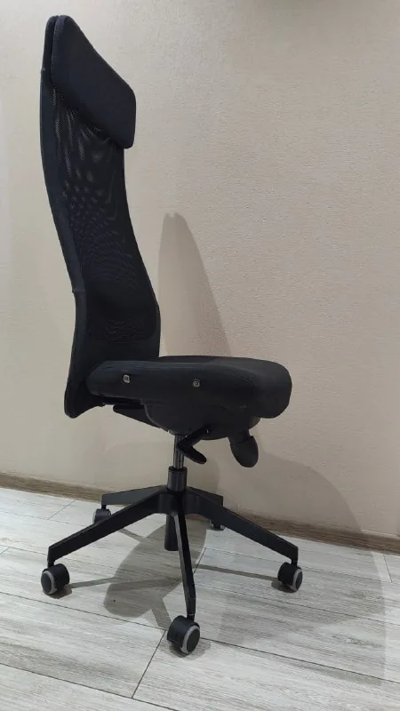Офисное кресло IKEA Markus 1