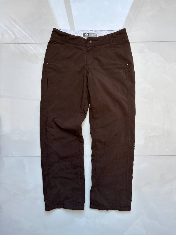 Штаны Nike ACG и Tech Fleece, свитшоты, ветровка, кепки, жилетка Nike женские