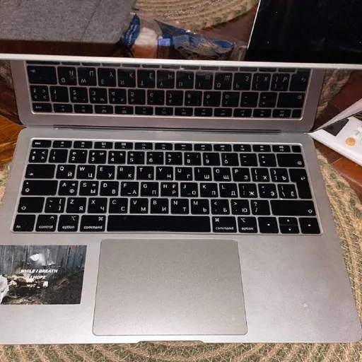 MacBook Air 2019 13-inch Intel Core i5