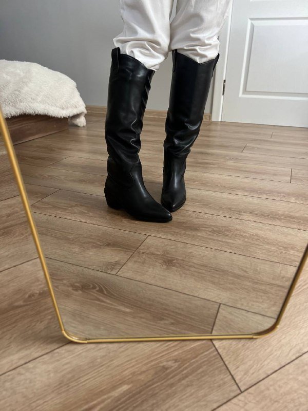 Высокие кожаные сапоги казаки черные 37,5-38 6