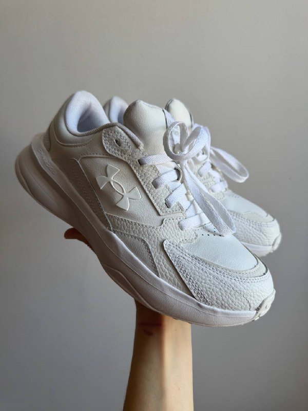 Under Armour кроссовки белые размер 40