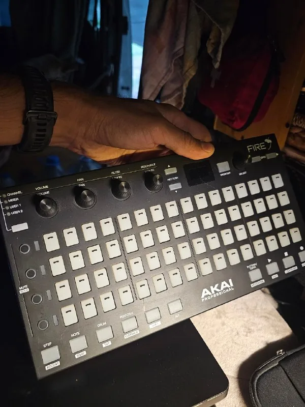 Midi controller AKAI Fire