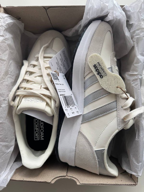 Кроссовки adidas размер 40 новые 3