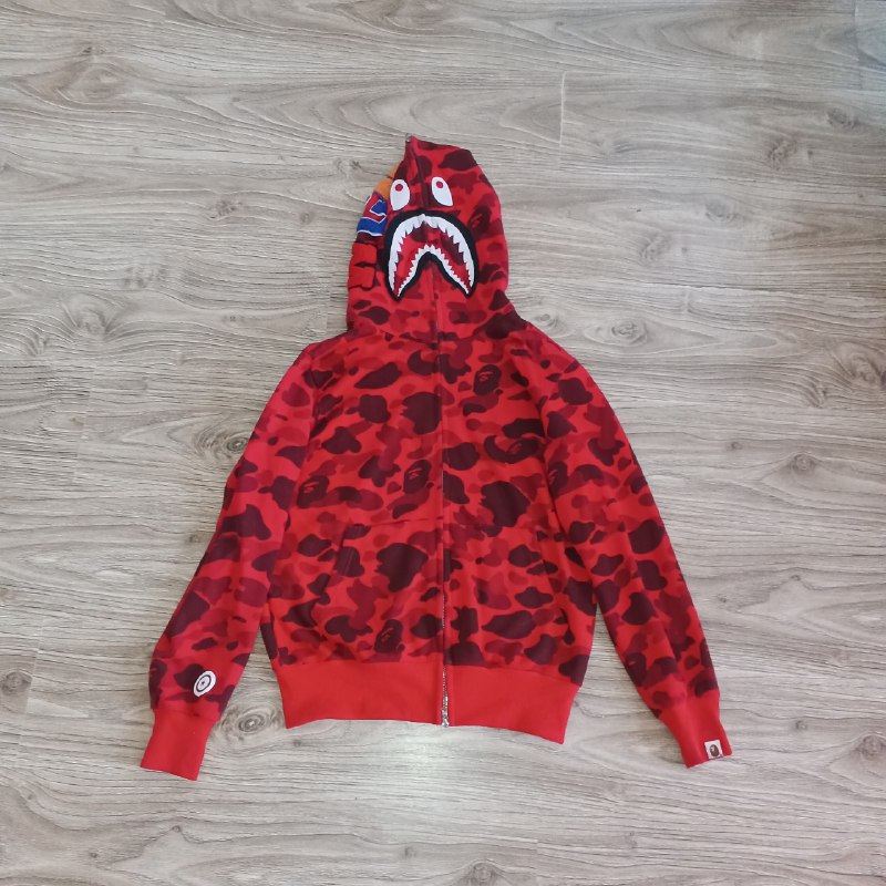 красная толстовка Bape размер L