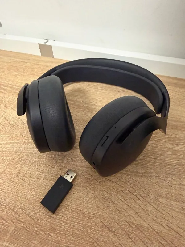 Наушники Sony Pulse 3D 1
