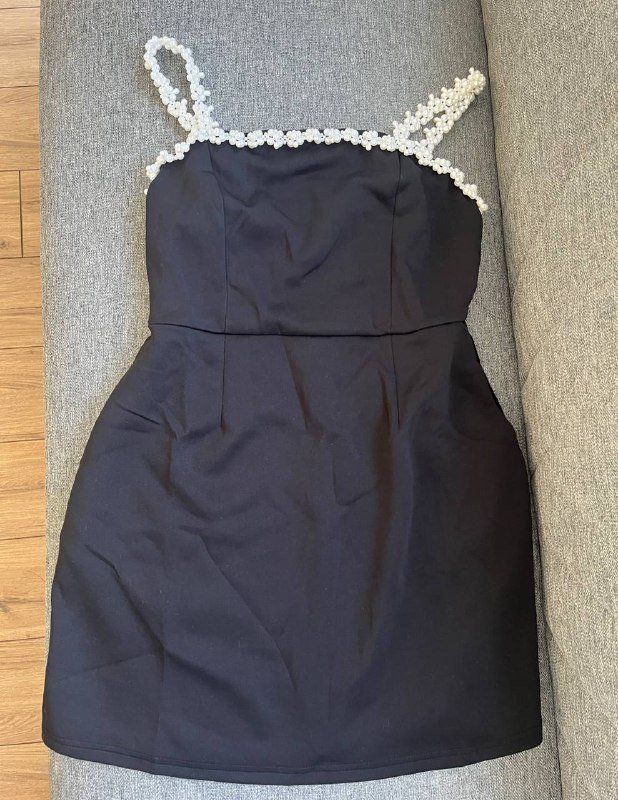 Платье с жемчужными бретелями, кардиган в полоску 3