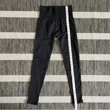Черные леггинсы Sweaty Betty 2