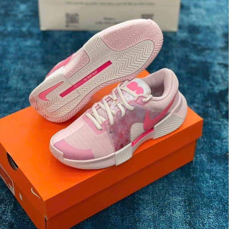 кроссовки Nike GP Challenge 1 Naomi Osaka