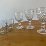 Кружка, тарелки, бокалы, графин, нож, тёрка 2