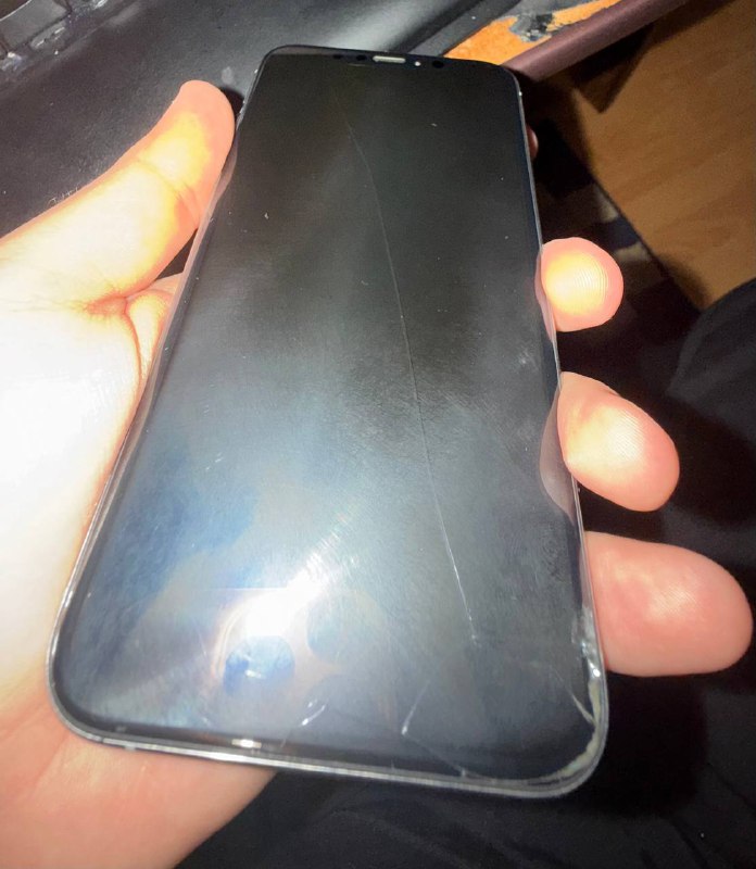 iPhone XS 64GB 6