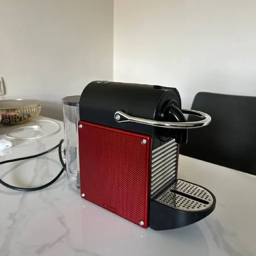 Кофемашина Nespresso с капучинатором