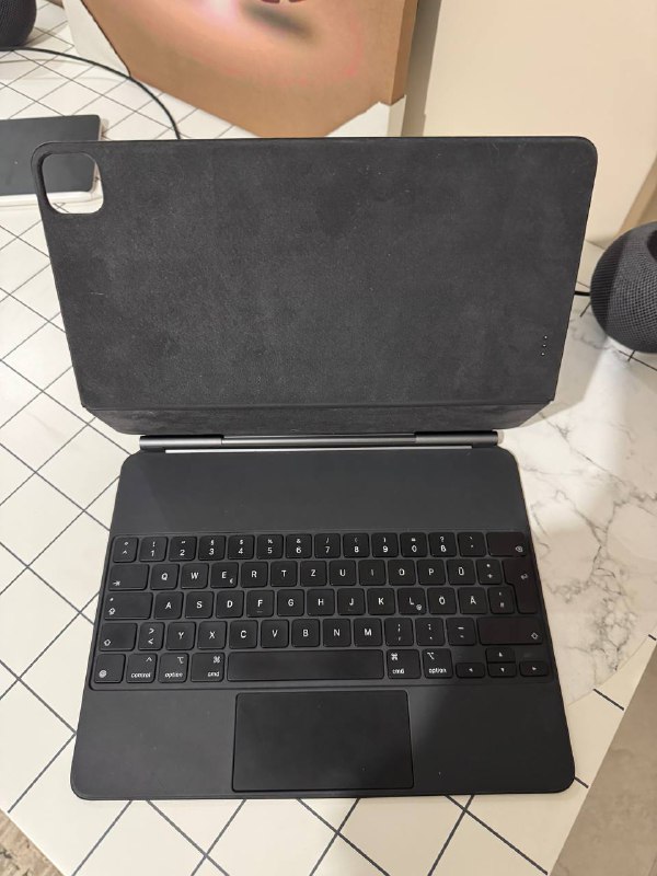 Оригинальная клавиатура для iPad Pro 12.9