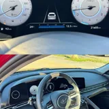 Hyundai Elantra Limited 2023 5