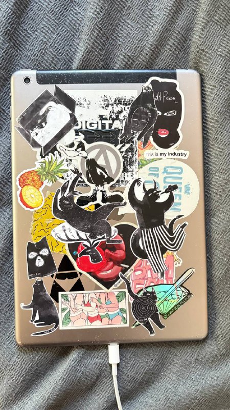 Электронная книга PocketBook pro, iPad Air, шорты юникло 4