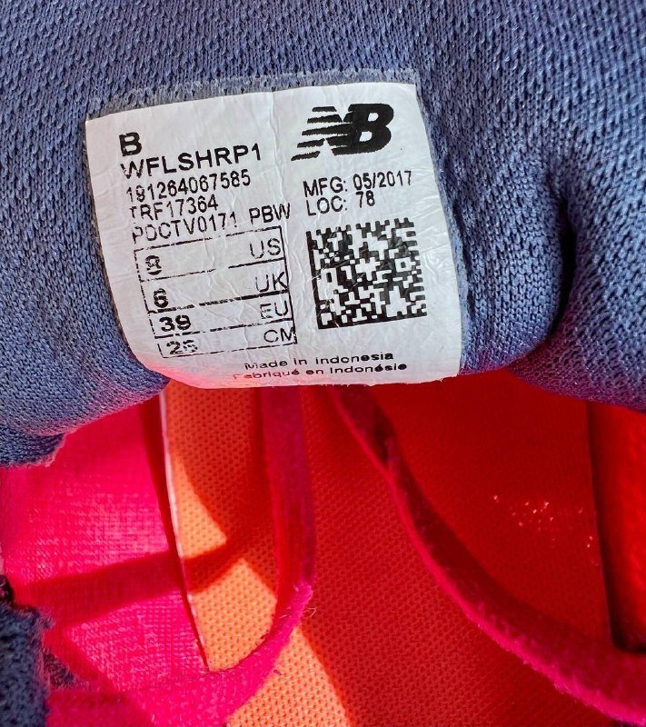 Кроссовки New Balance женские, размер 39 5