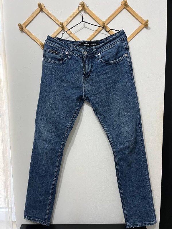 Ветровка Outventure, джемпер Outventure, джинсы Armani Exchange 4