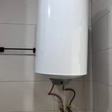 Электрический бойлер AquaVerso 80 л 1