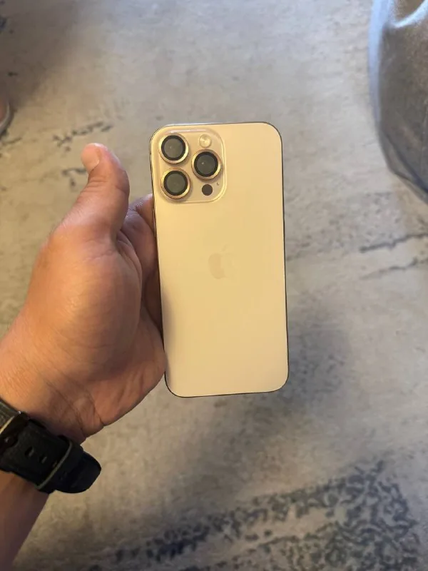 iPhone 16 Pro Max 256GB 1