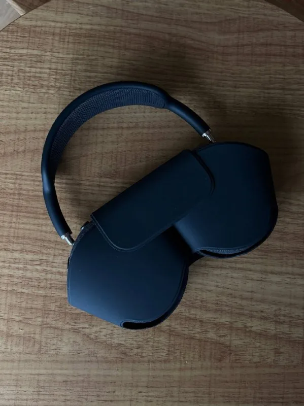 AirPods Max 2 Gen 1