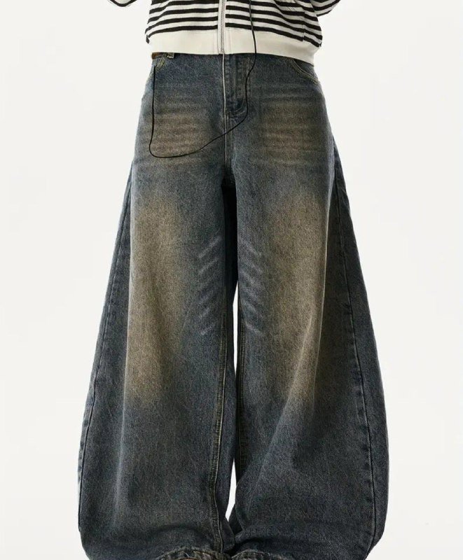 Джинсы, туфли на каблуке, вкладыши для обуви, заколки в виде крыльев