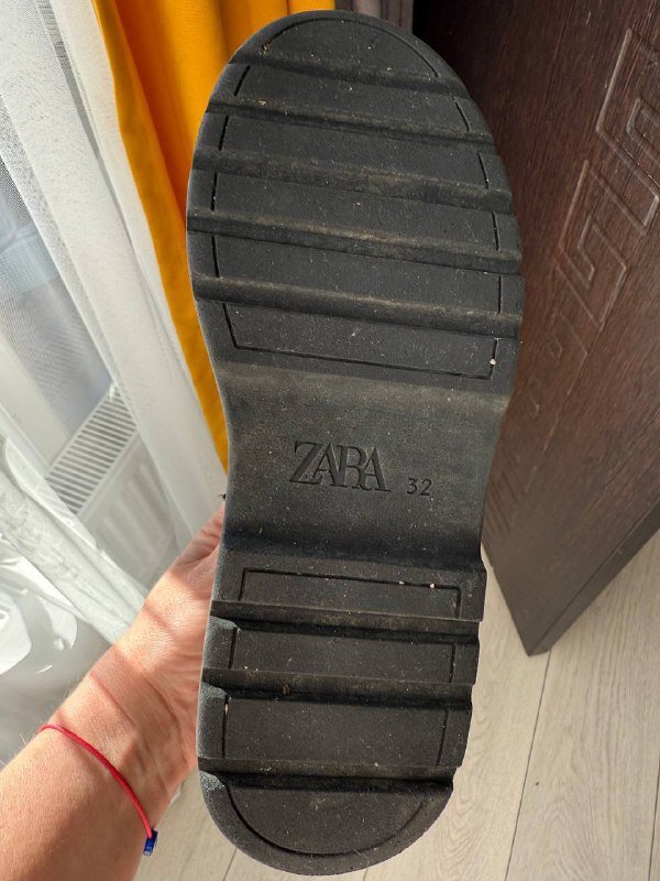 ботинки Zara кожаные размер 32