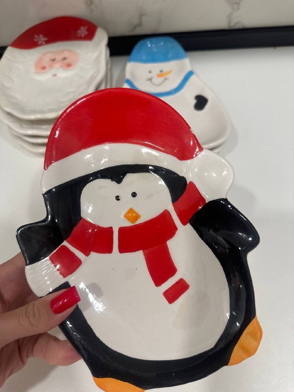 Новогодние керамические тарелочки в форме елки, снеговика, Санты, пингвина 3