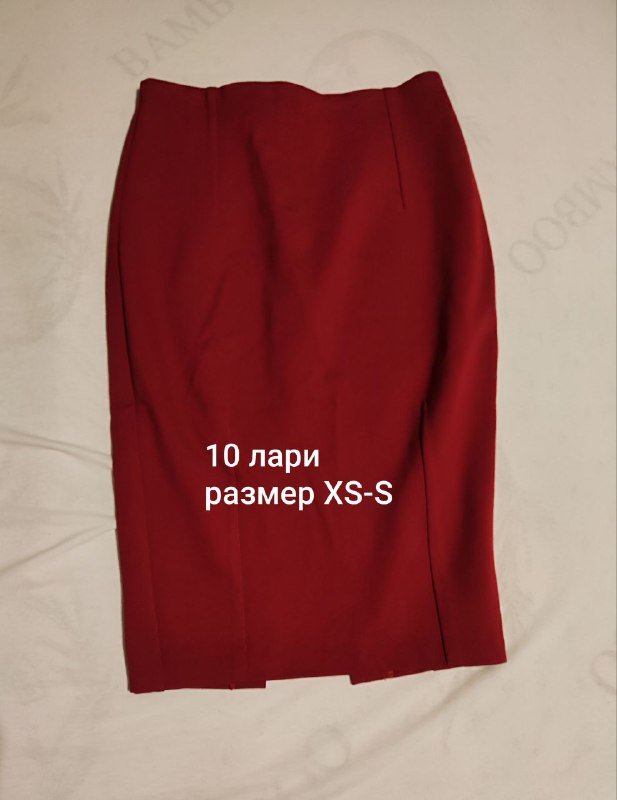 Черная кружевная блузка, красная юбка, красное платье XS-S 2