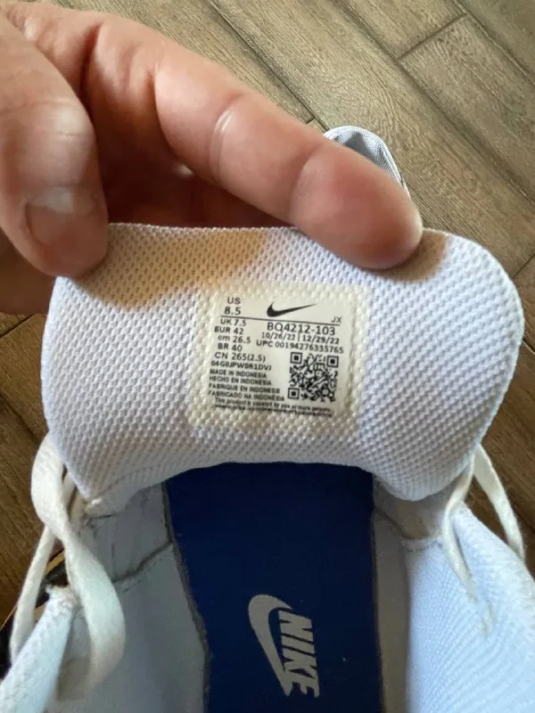 Мужские кроссовки Nike 1