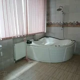 Действующий отель, 33 номера, 1200 кв.м. 5