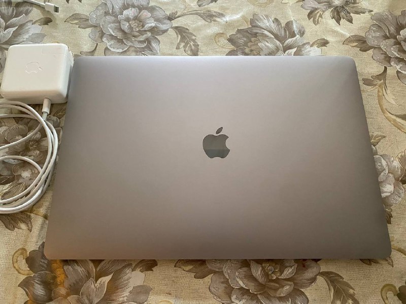 Macbook Pro i7 2019 16 inch 16GB RAM 512GB SSD