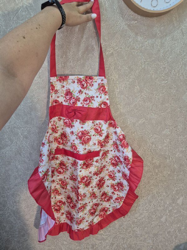 Броши, сумки, фартук, ремень, серьги, прихватки, часы, платье 3