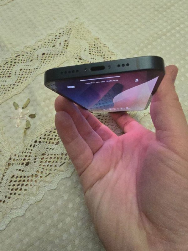 iPhone 14 128 ГБ 6