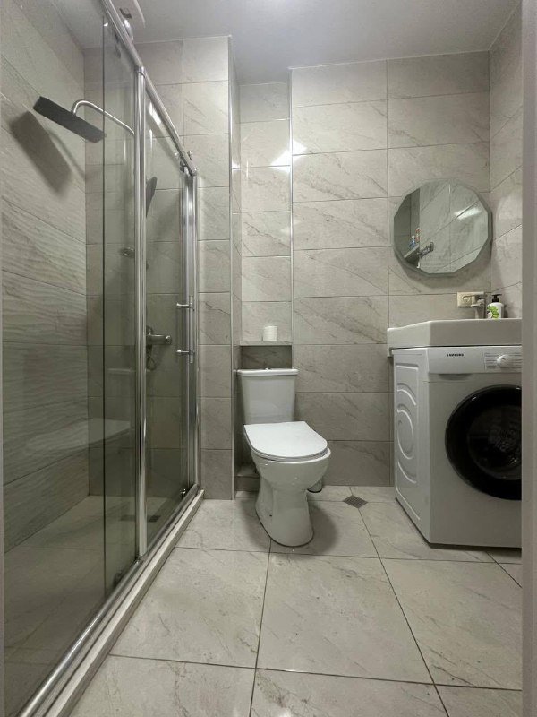 2-комнатная квартира с отдельной спальней в Батуми 8