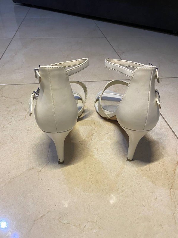 Босоножки белые женские размер 40-41 4