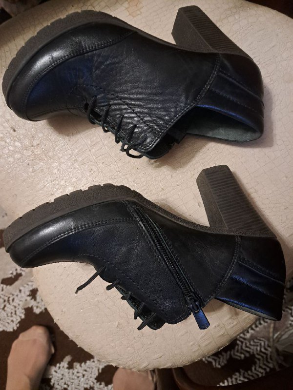 Женские кожаные туфли размер 35-36 2